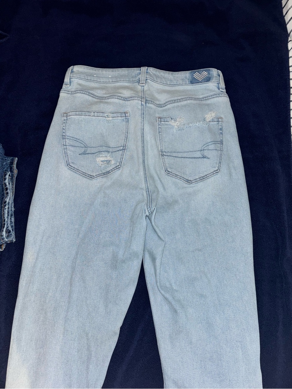 American Eagle Women’s jeans - Picture 2 of 3